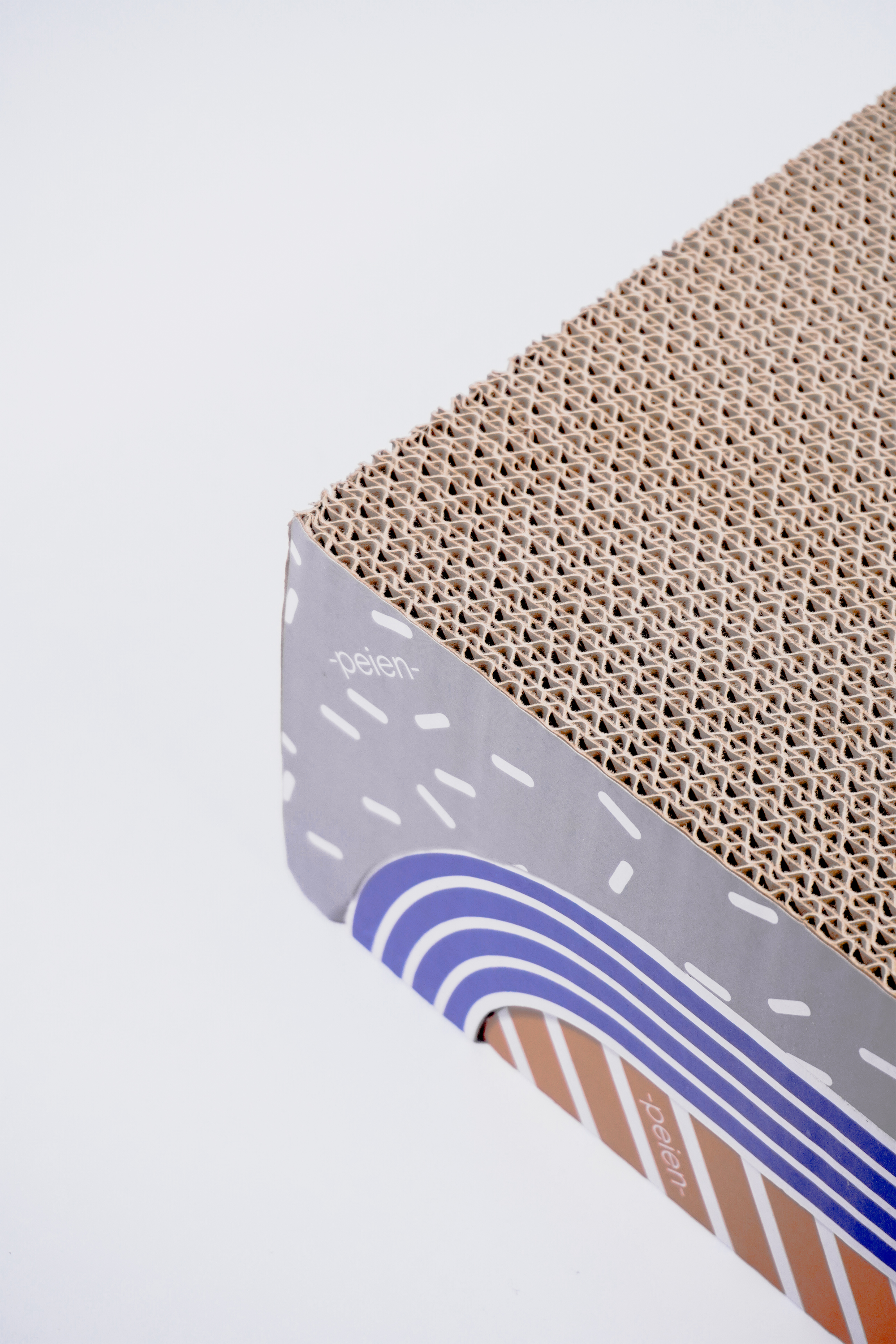 3-in-1 Scratching Board