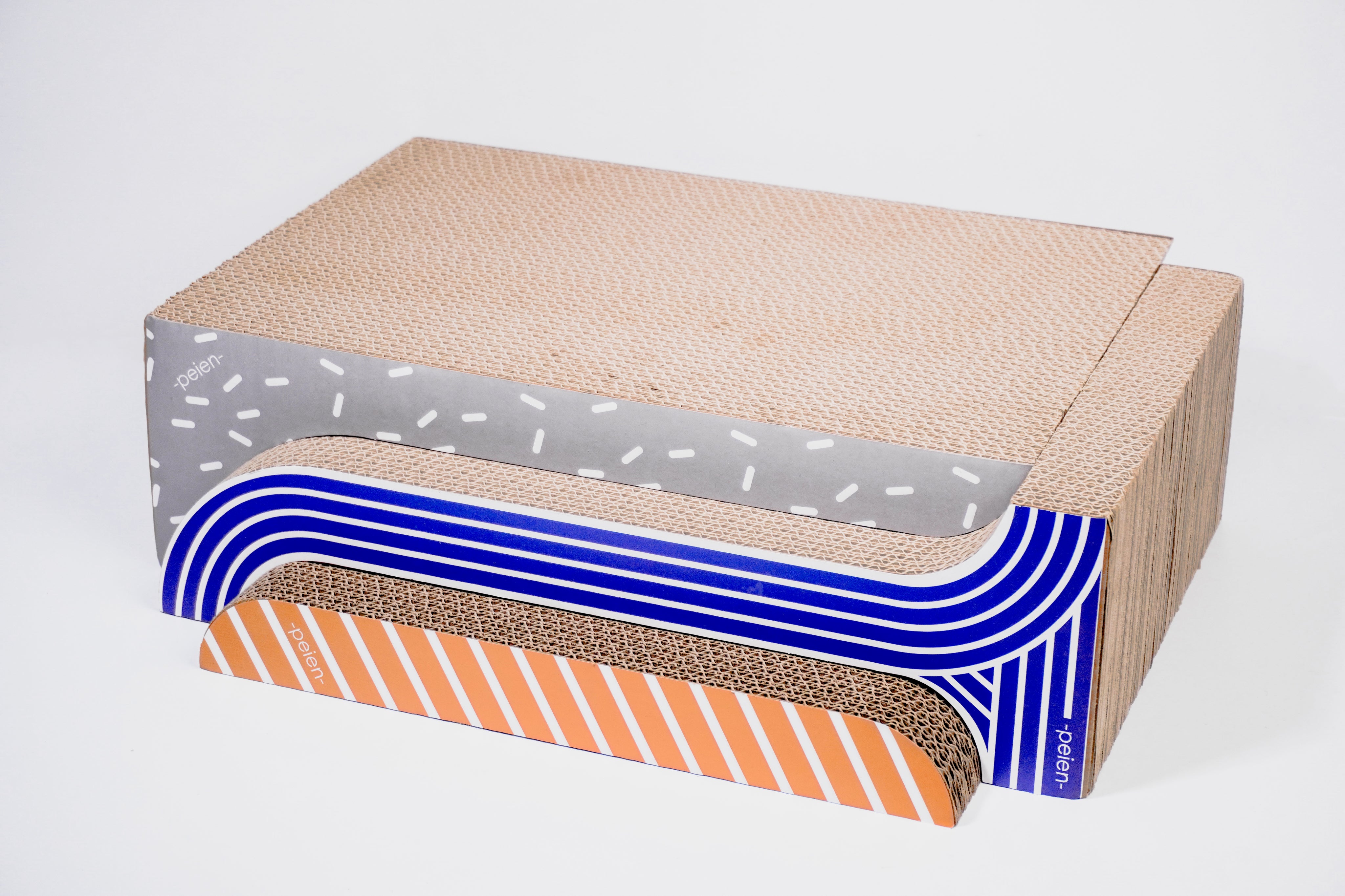 3-in-1 Scratching Board